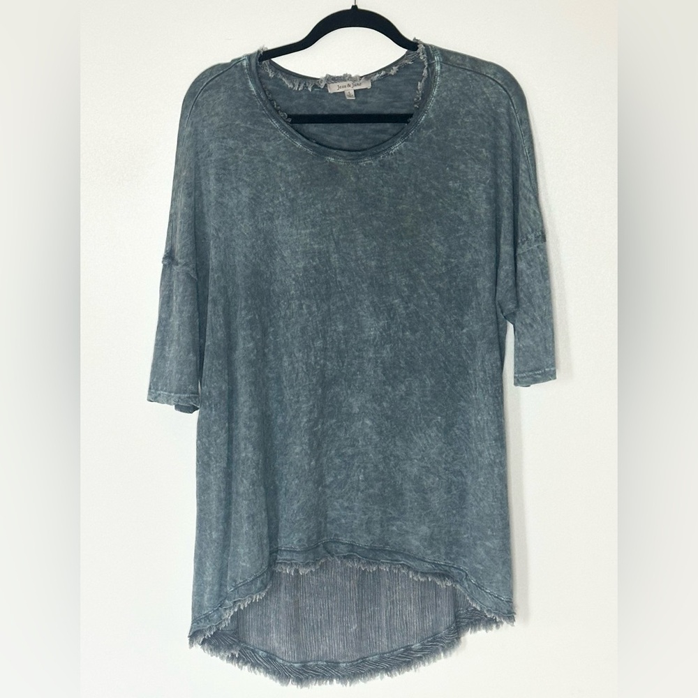Jess & Jane Casual Gray Women's Top